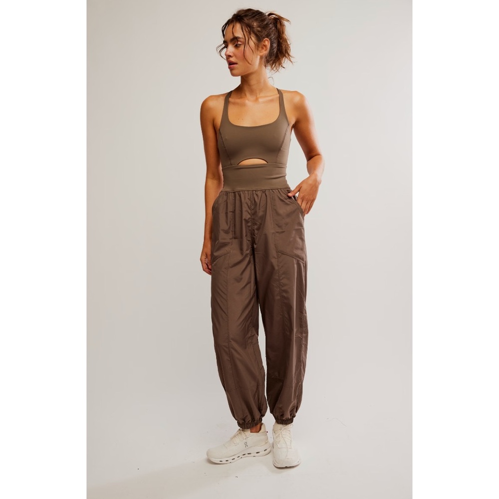 FP Movement Free People Righteous Onesie Olive Taupe Size Large NWT